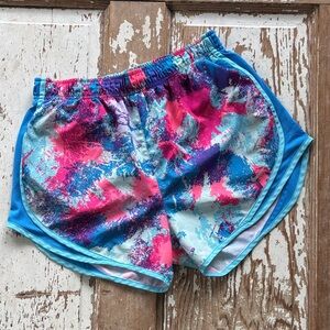 Nike Tempo Women’s M running shorts